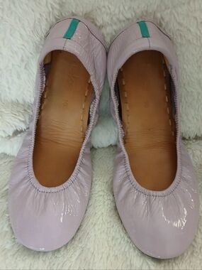 Lavender Tieks size 10